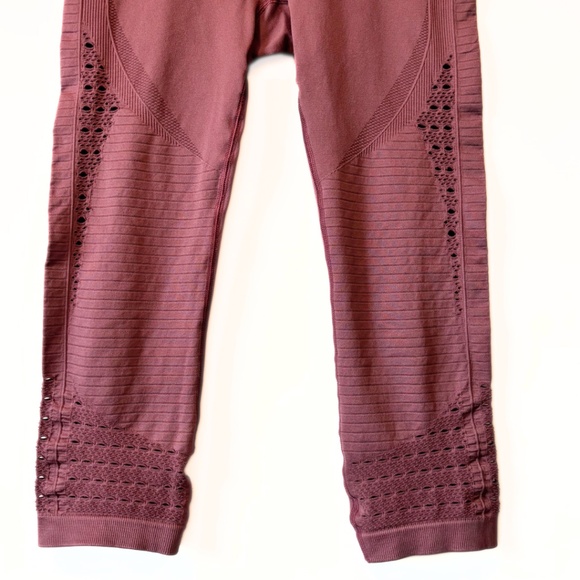 Gymshark Energy Seamless Crop Leggings Plum Size S - Picture 6 of 9